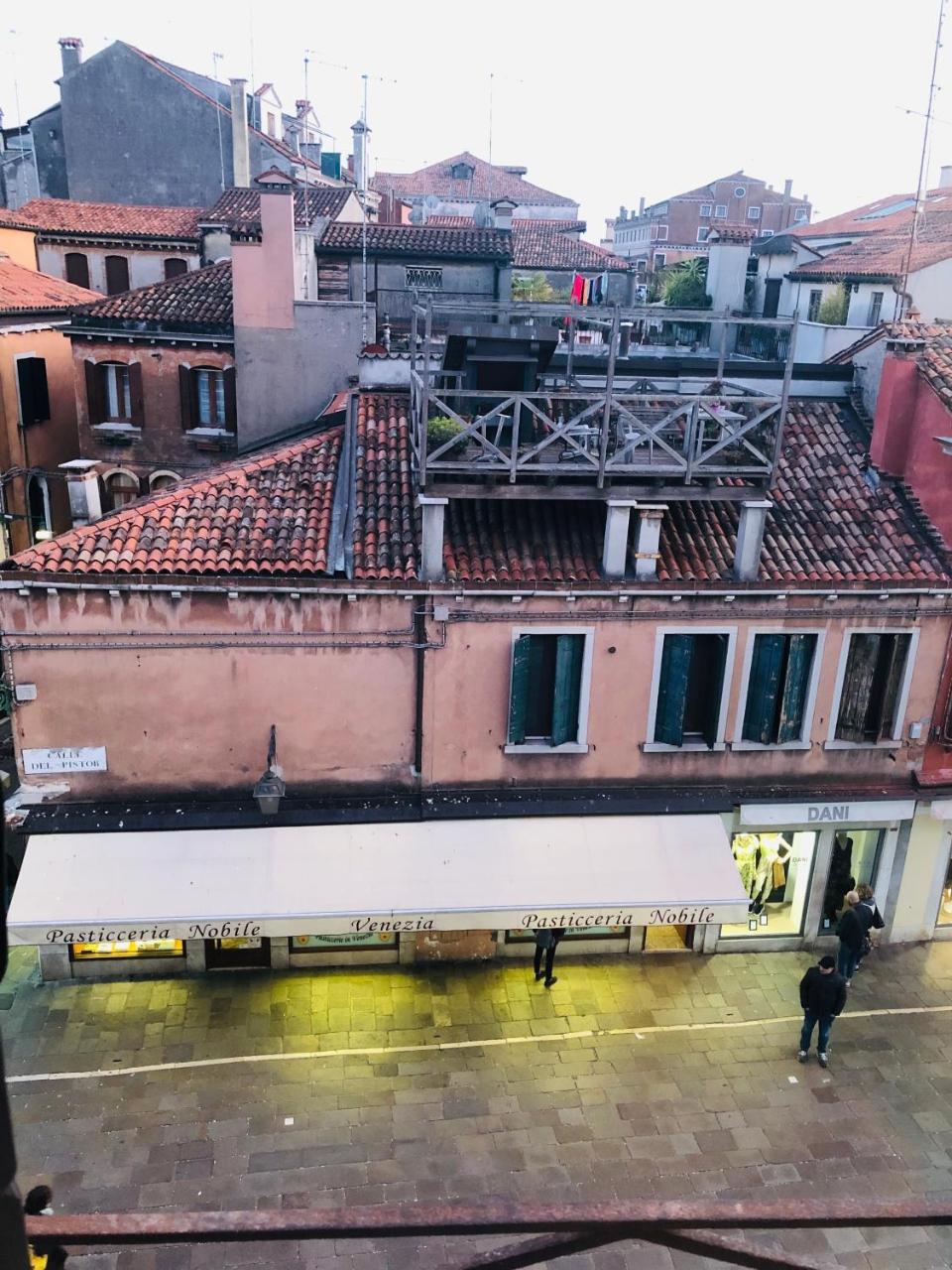 Al Teatro Italia 3* Venezia